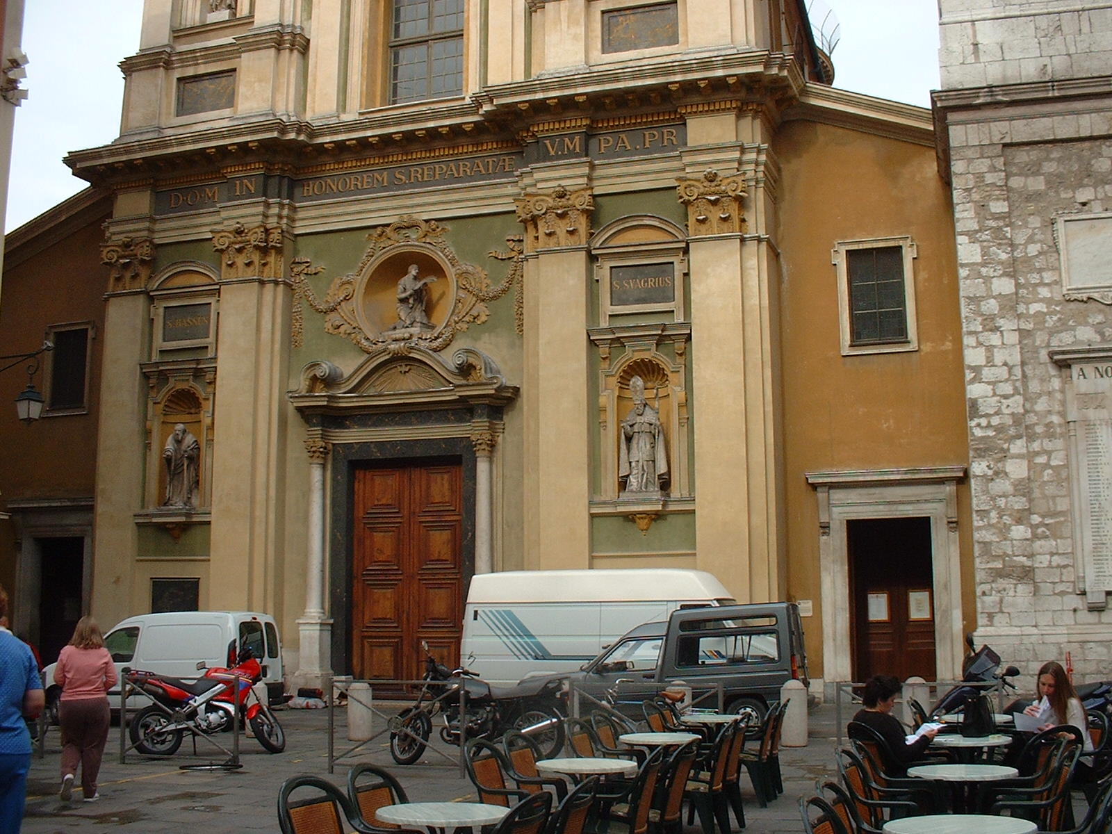 15